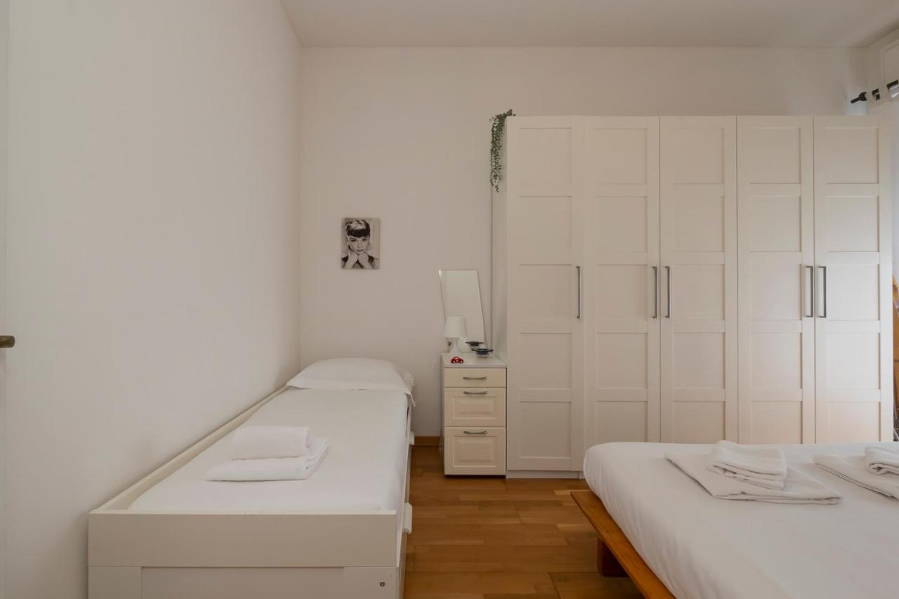 Luxury Flat Between Navigli And Duomo - Sambuco Milano Eksteriør bilde